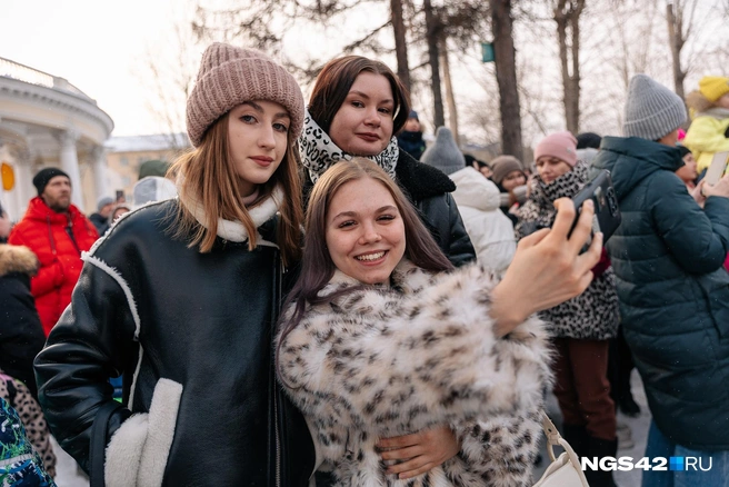Без фотографии на память никуда  | Источник: Максим Серков / NGS42.RU 