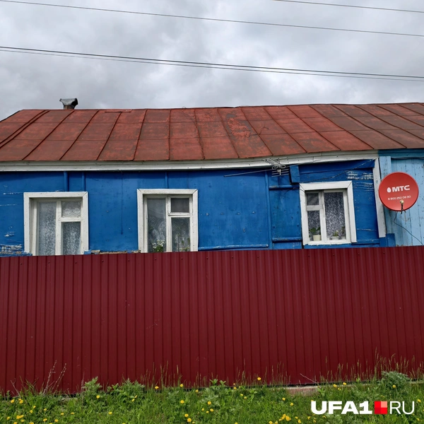 Дом с деревянными рамами окон | Источник: Булат Салихов / UFA1.RU