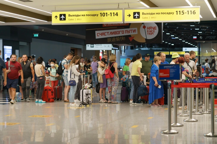 Будем предлагать от €250 — сразу найдутся добровольцы. Эксперт назвал способ сделать овербукинг приятнее | Источник: YuryKara/Shutterstock/Fotodom.ru