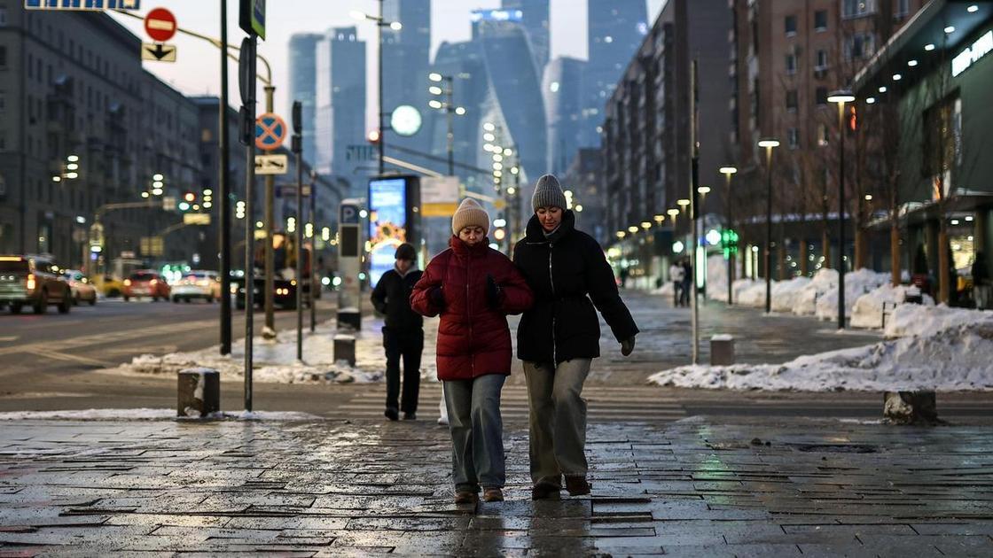 Москву накрыли сильные холода: 25 фото, как погода проверяет горожан на прочность