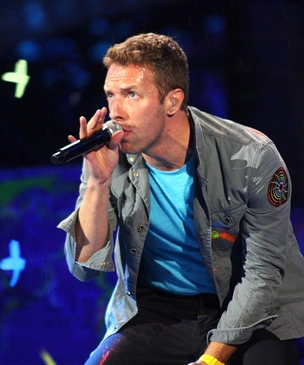 Солист Coldplay Крис Мартин спел для русского фаната на концерте