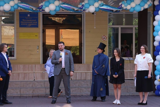 Колесник пришел в родную школу  | Источник: «Иван Колесник» / T.me 