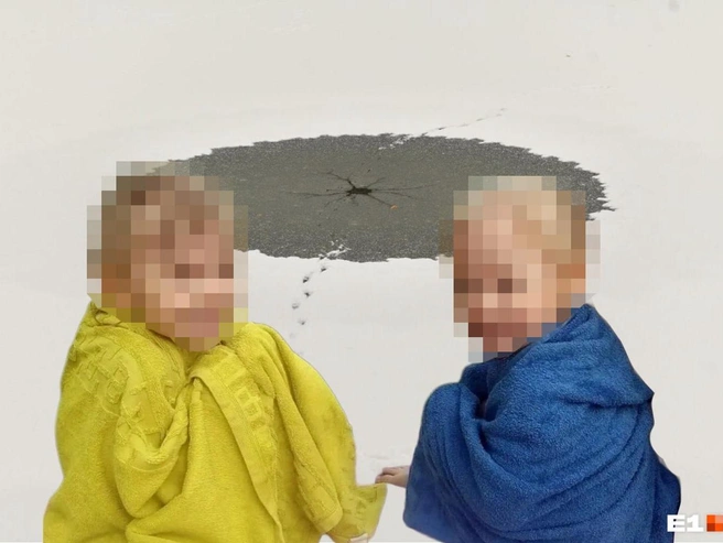 Одна из двух сестер погибла, вторая была спасена после провала под лед. | Источник: Филипп Сапегин / E1.RU