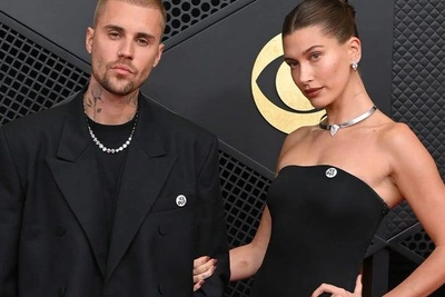 Justin and Hailey Bieber Wear 'ICE Out' Pins at Grammys