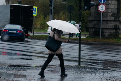 Штормовое предупреждение из-за ливня, града и ветра на Ставрополье