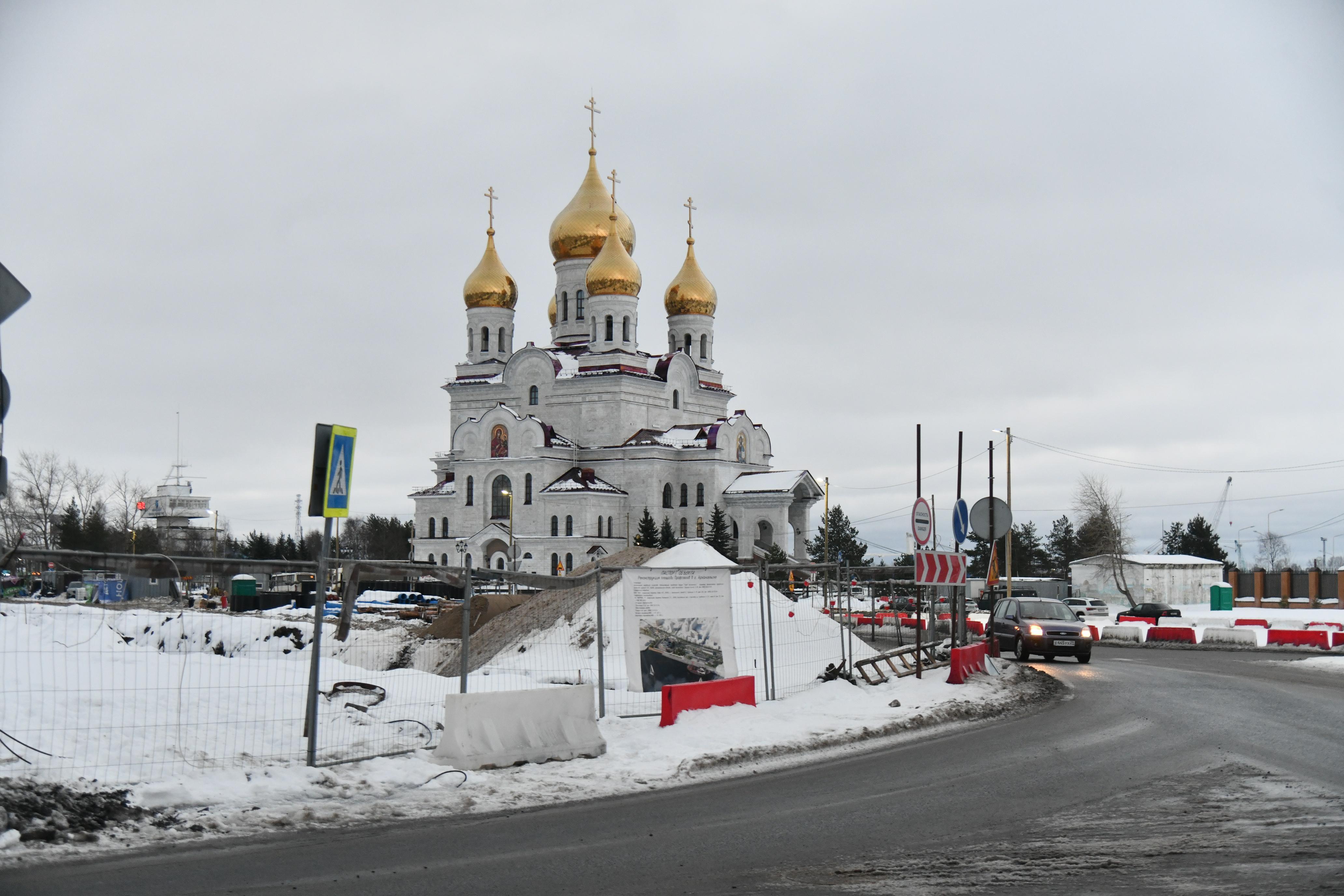 На площади Профсоюзов в Архангельске закончили менять трубы: что будет дальше