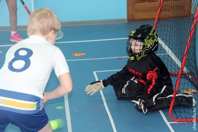 В Череповце стартовал зимний фестиваль флорбола