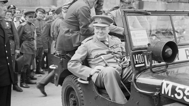 Почему офицеры союзников ездили на переднем сиденье «Виллиса»