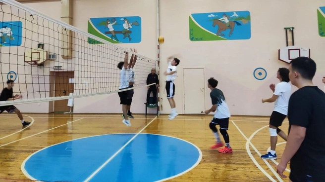 Спортзал | Источник: licey153.ru