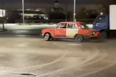 Петербуржец потерял «копейку» после роликов в соцсетях