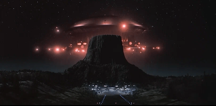 «Ангар-18»: самое таинственное место на Земле, где скрывают инопланетян