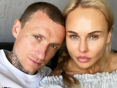 «Стал романтиком»: девушка Павла Мамаева хвастается подарками от футболиста, а Алана жалуется на безденежье