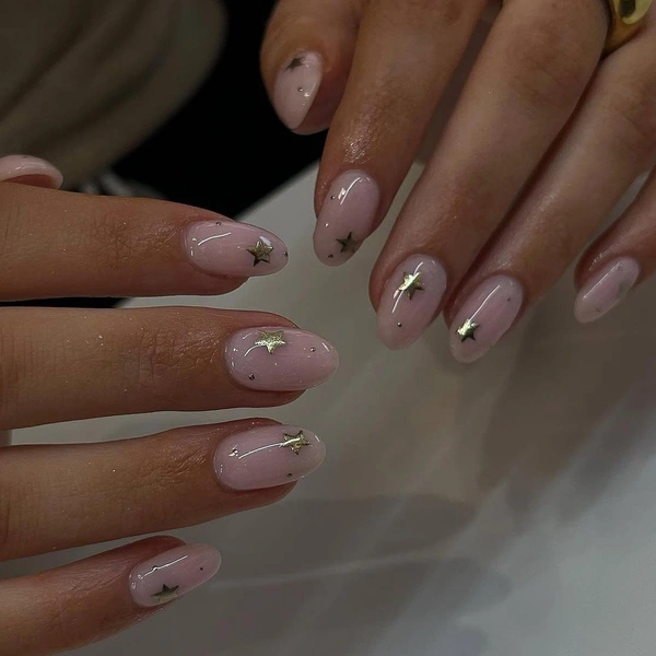 маникюр на новый год 2026, какой маникюр на новый год 2026, цвет маникюра на новый год 2026, какой маникюр делать на новый год 2026 | Источник: Социальные сети