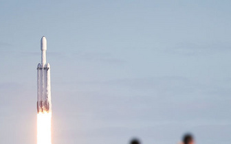 На ракетной тяге: как SpaceX стала ведущей частной космической компанией