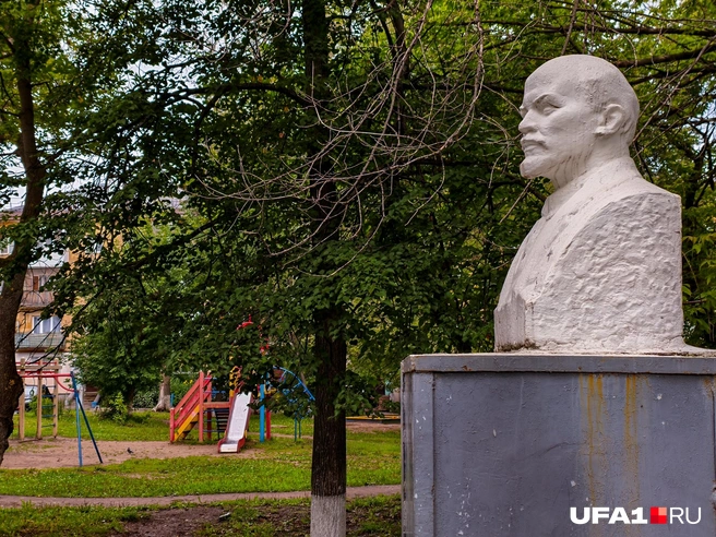 Детская площадка все-таки есть | Источник: Булат Салихов / UFA1.RU