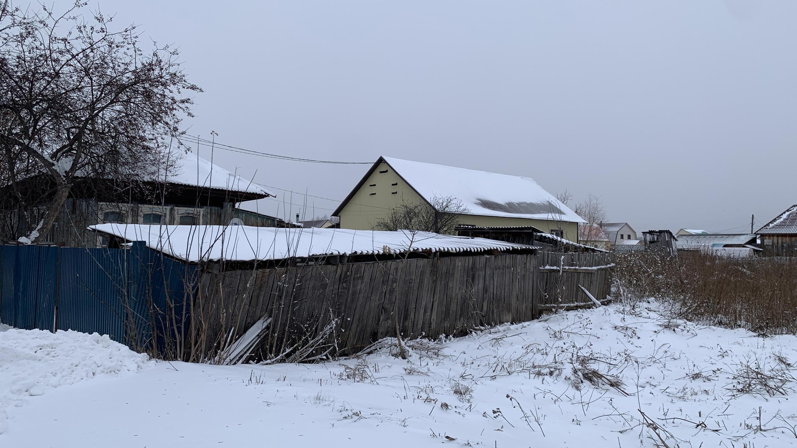 Страшная трагедия в Ярково — мужчина зарезал ребенка, убил жену и ушел из жизни сам. Все что известно — в видео 