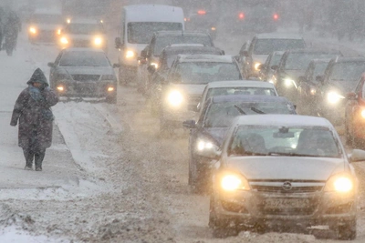 В Татарстане водителей просят отложить дальние поездки