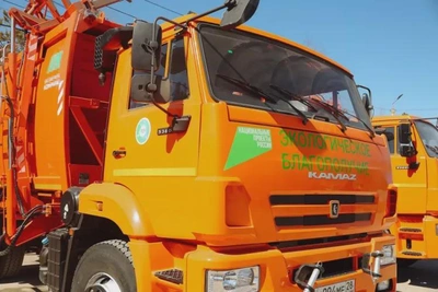 Амурская область купила мусоровозы после жалоб губернатору