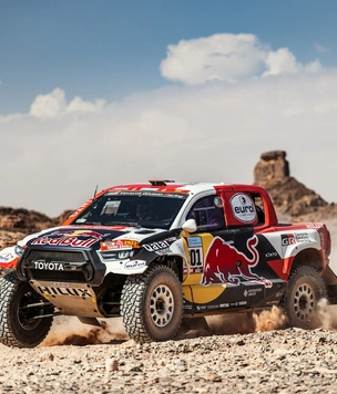 Нассер Аль-Аттия за рулем Toyota Hilux cтал победителем ралли «Дакар-2022»