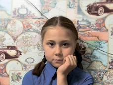 Русская Грета Тунберг мечтает стать маcтером маникюра