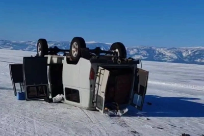 Criminal case opened over Chinese tourist death in Baikal minibus crash