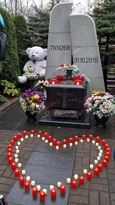 «И я знаю, что эта боль никуда не исчезла». В Петербурге почтили память жертв авиакатастрофы над Синаем | Источник: Благотворительный фонд «Рейс 9268»