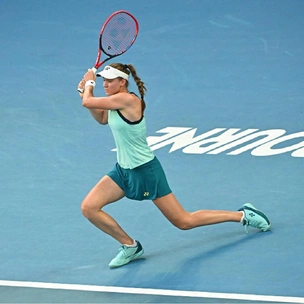 Елена Рыбакина потерпела тяжелое поражение на Australian Open 2024
