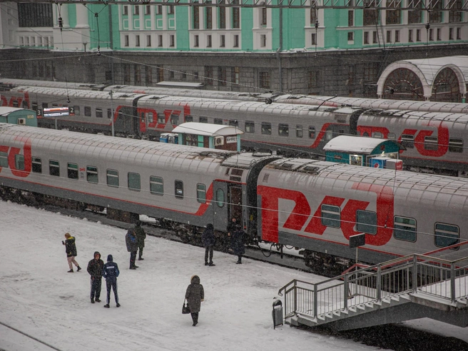 В вагонах одного из пригородных электропоездов произошла поломка тепловой системы. | Источник: Александр Ощепков / NGS.RU