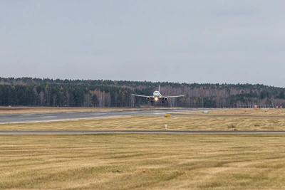 В аэропорту «Чертовицкое» реконструируют взлетную полосу