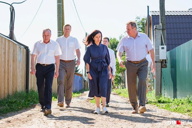 Представители «Газпрома», Минжкх и «Единой России» встретились с активными жителями Кондратово | Источник: Тимофей Калмаков