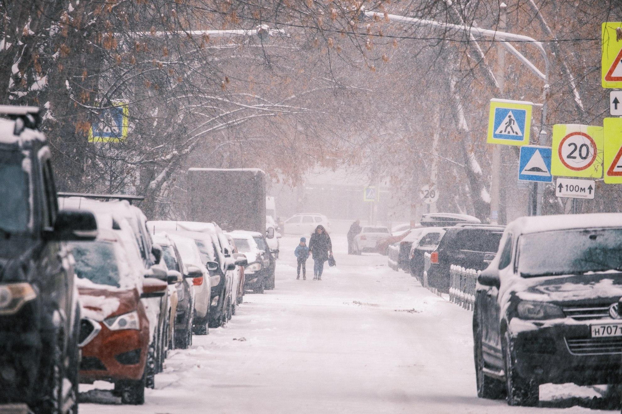 Уфу заметает снегом — фотографии 