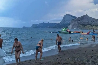 Тюменка рассказала о ценах на бензин и поломке в Крыму