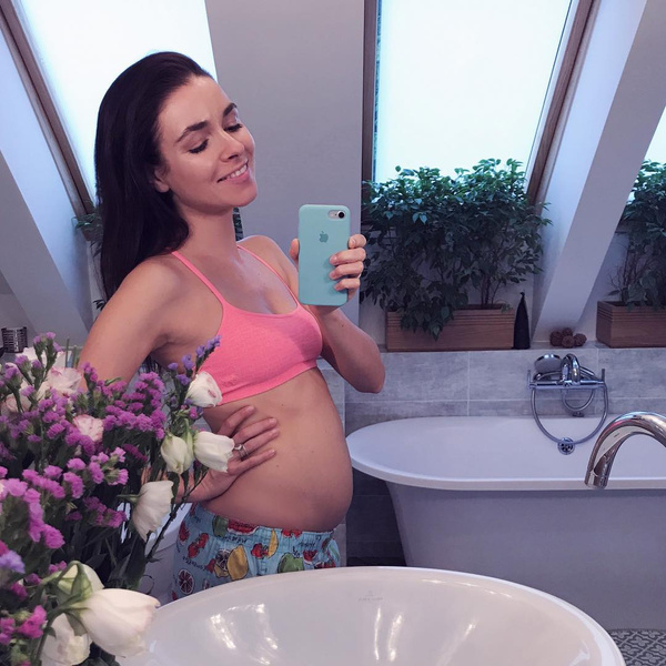 Ирена Понарошку сообщила о беременности