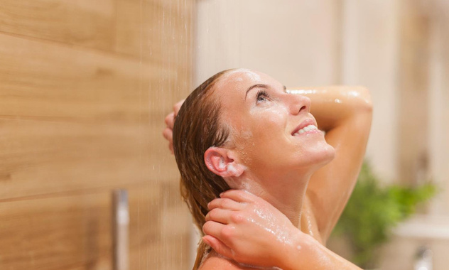 Раз в день или раз в неделю: как часто на самом деле нужно принимать душ