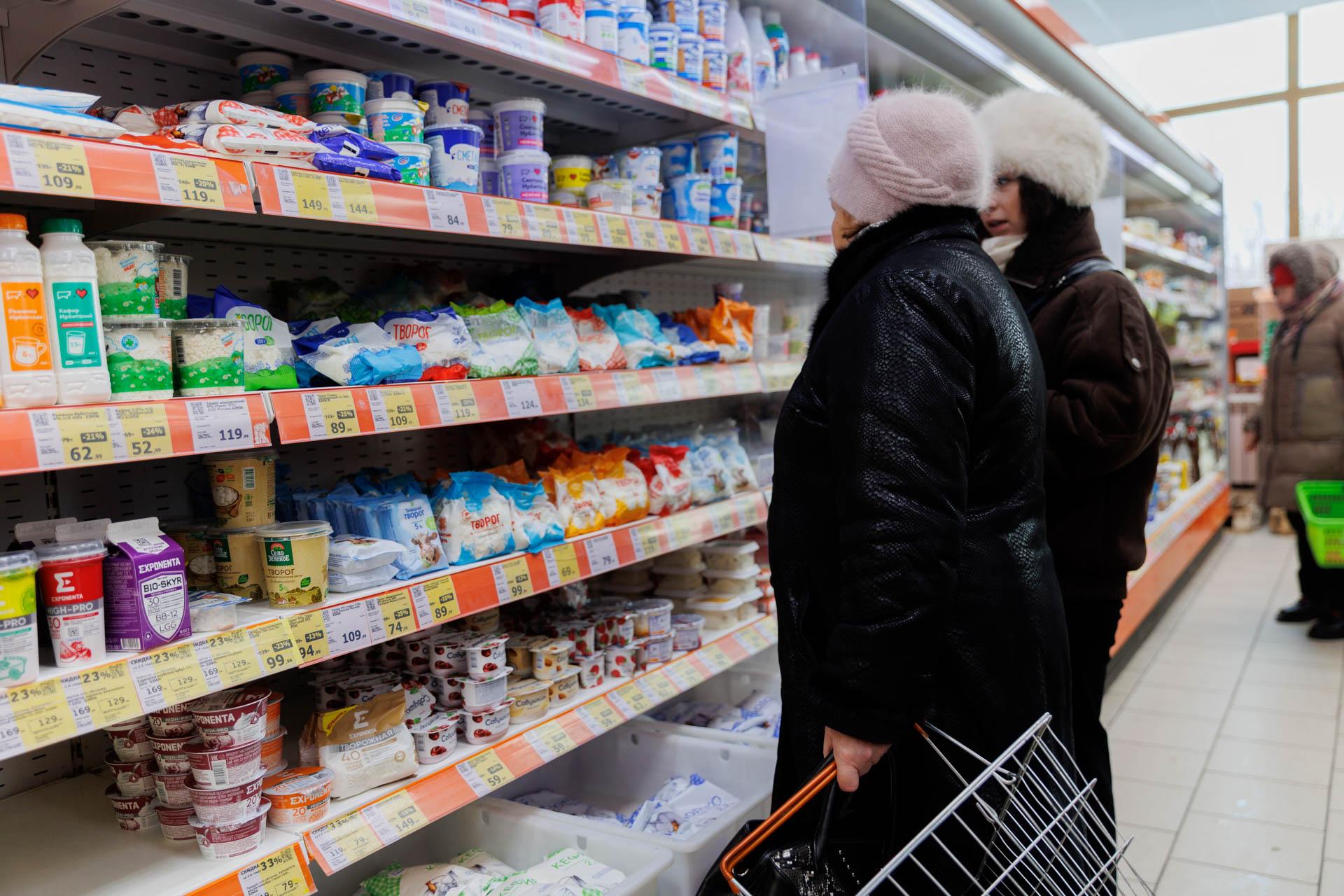 Сигнал о снижении благосостояния Почему почти 40% всех трат россиян уходит на еду  разбор