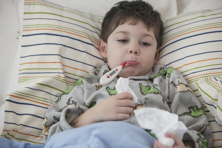 Вреден и любит прохладу: 10 мифов о детском кашле