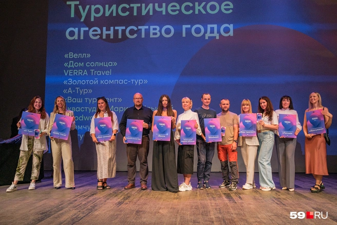 Мечтаете о классном отпуске? Люди с этого снимка точно знают, как его организовать | Источник: Тимофей Калмаков