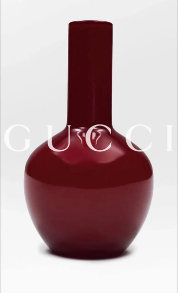 Цвет страсти: Gucci представил новую интерьерную коллекцию