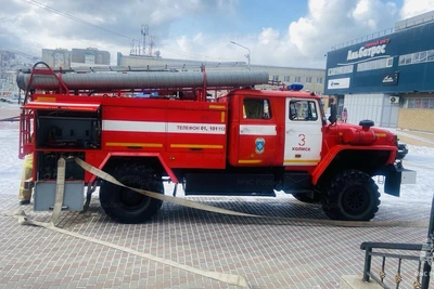 В Холмске прошли учения по тушению пожара в КДЦ «Россия»