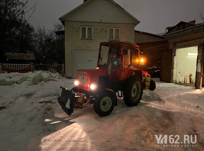Трактор РГУ починен руками Мурога