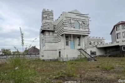 Замок-недострой на Камчатке продают за 18 млн