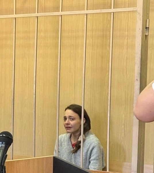Александру посадили под домашний арест до 11 июня