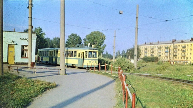 Помните трамваи в Рязани? Фотография сделана в 1976 году на конечной станции «Горроща» | Источник: Б.&nbsp;Н.&nbsp;Яхонтов (скан от Бориса Белоглазова)
