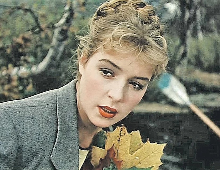 Жизнь в тени: дочки советских актрис-красавиц, которые не унаследовали их яркую внешность