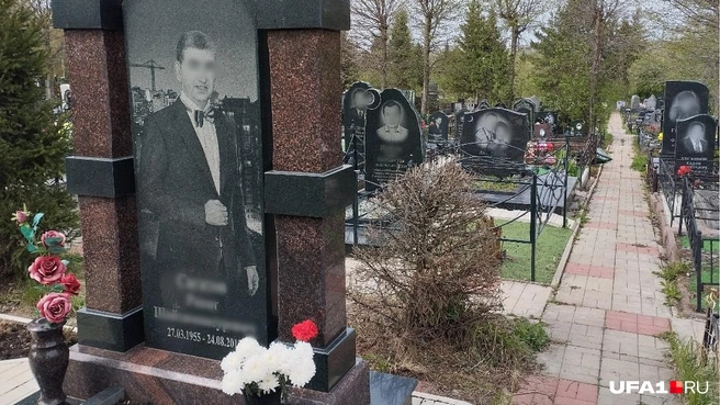 Памятники высотой в человеческий рост | Источник: Антон Селиверстов / vk.com