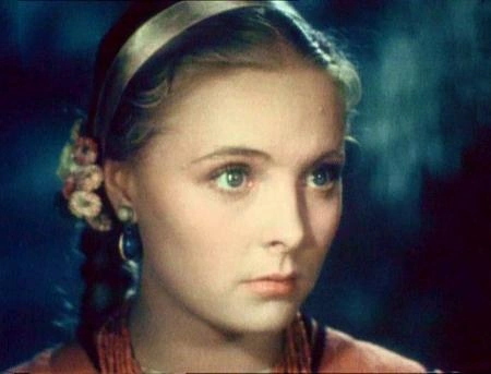 Источник: Кадр из фильма «Майская ночь, или Утопленница» (1952)