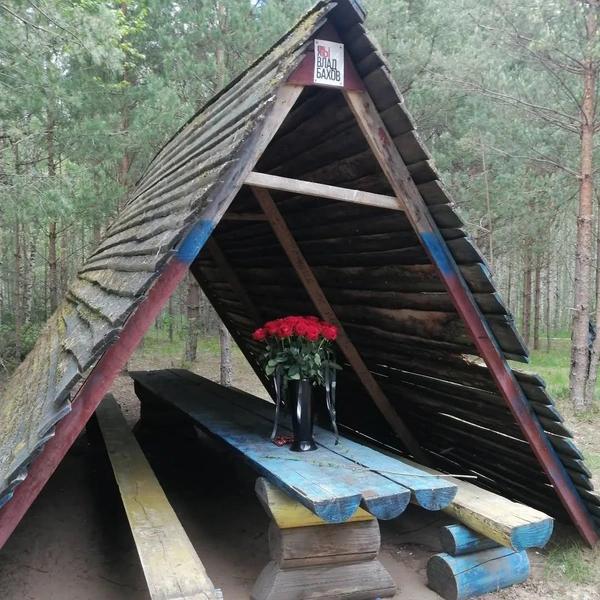 Места, где был Влад, стали памятными