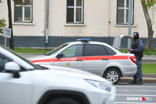 Мужчина может сильно пожалеть о своем пьяном поведении | Источник: Артем Устюжанин / MSK1.RU
