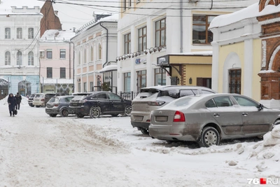 ГИБДД назвала штраф за парковку в пешеходной зоне Ярославля
