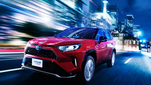 Toyota не привезет к нам самый крутой RAV4
